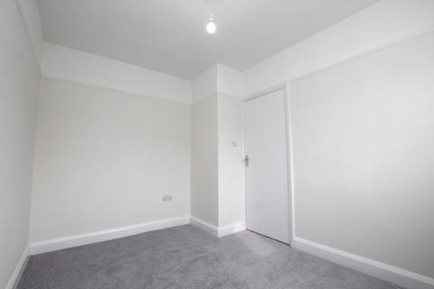2 bedroom flat to rent, Odeon Parade, Allendale Road, Greenford