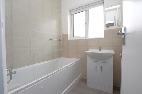 2 bedroom flat to rent, Odeon Parade, Allendale Road, Greenford