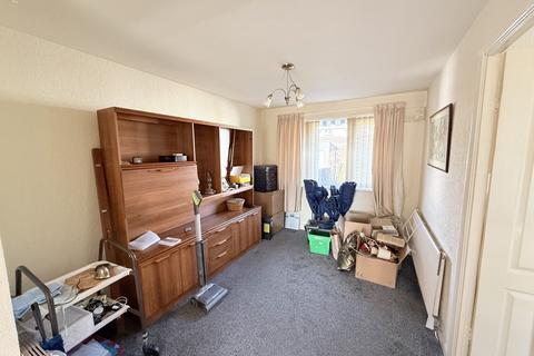 3 bedroom semi-detached house for sale, 37 Airds Drive, Dumfries, DG1 4EW