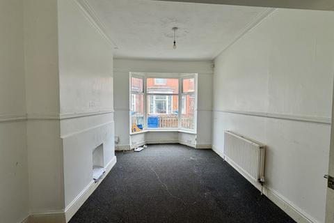 2 bedroom terraced house for sale, Holderness Villas, Ceylon Street, Hull, HU9 5RQ