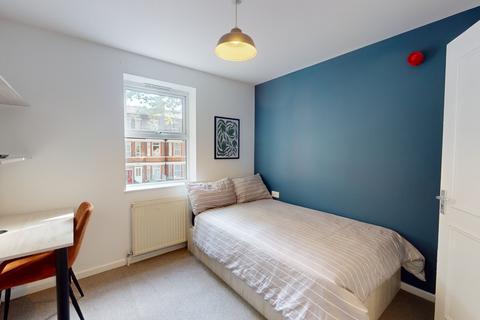 1 bedroom in a house share to rent, Lenton Boulevard, Nottingham NG7