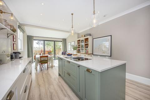 5 bedroom house to rent, Kenilworth Avenue London SW19