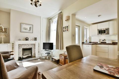 3 bedroom terraced house for sale, Pollen Road, Altrincham, WA14