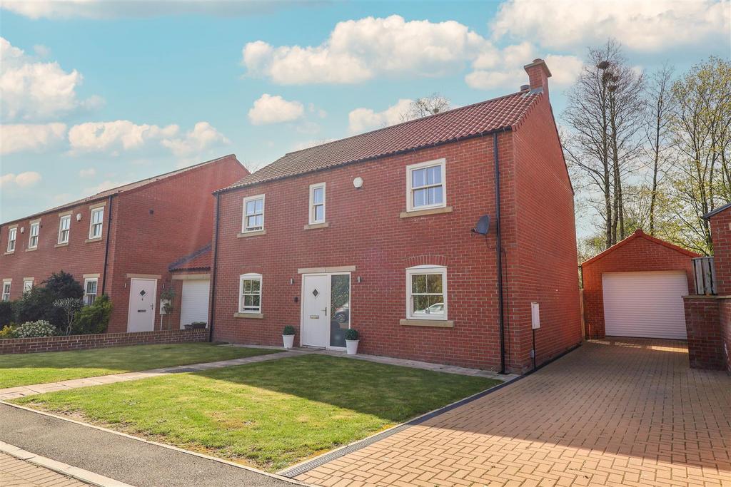 3 bedroom detached house for sale