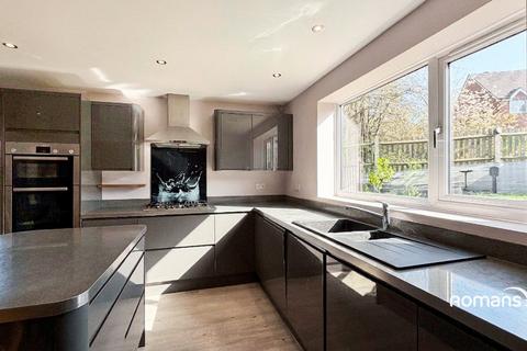 4 bedroom semi-detached house for sale, Mathias Walk, Basingstoke, Hampshire