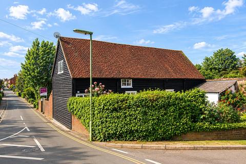 LINDEN ROAD, LEATHERHEAD, KT22