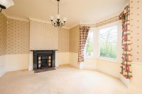 3 bedroom end of terrace house for sale, Lastingham Terrace, York YO10 4BW