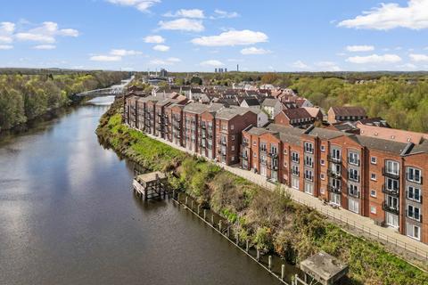 2 bedroom flat for sale, Lulworth Place, Warrington, WA4