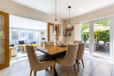 4 bedroom detached house for sale, Applelands Close, Wrecclesham, Farnham, Surrey, GU10