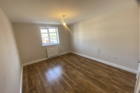 1 bedroom flat to rent, Wistaston Road, Crewe, CW2