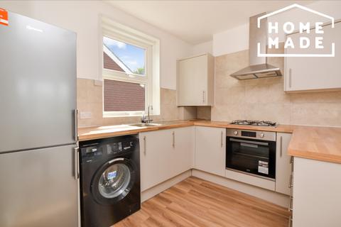3 bedroom terraced house to rent, Lee High Road, SE15