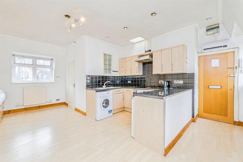 Studio for sale, Westgate Street, Cardiff