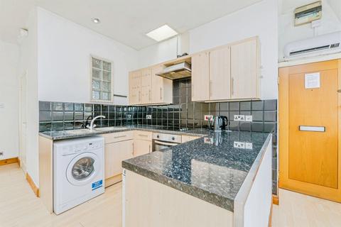Studio for sale, Westgate Street, Cardiff