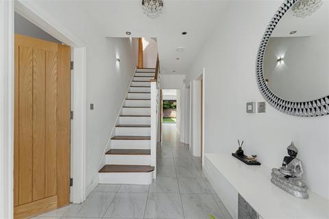 5 bedroom semi-detached house for sale, Langdale Road, Sale
