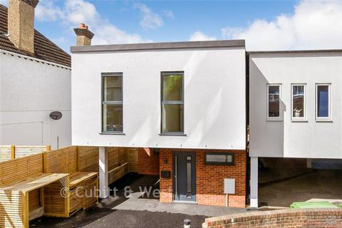 3 bedroom detached house for sale, Lodge Road, Wallington, Surrey