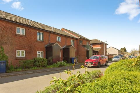 2 bedroom flat for sale, Budleigh Close, Cambridge