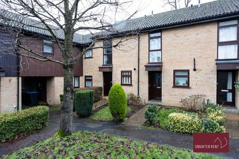 2 bedroom terraced house to rent, Inkerman Road, Knaphill GU21
