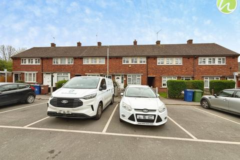 Cruick Avenue, South Ockendon, RM15