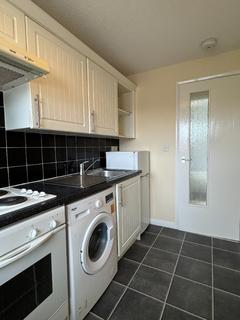1 bedroom flat to rent, Malcolm Court, Bathgate, West Lothian, EH48