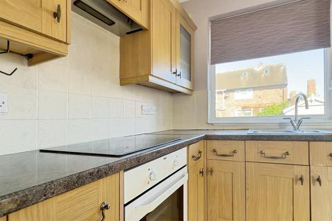 2 bedroom semi-detached bungalow for sale, Telford Street, Hull