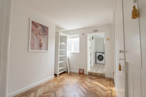 2 bedroom end of terrace house for sale, High Street, Baldock, SG7