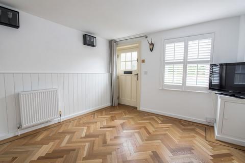 2 bedroom end of terrace house for sale, High Street, Baldock, SG7