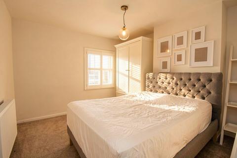 2 bedroom end of terrace house for sale, High Street, Baldock, SG7