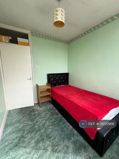 1 bedroom in a house share to rent, Stofield Garden, London, SE9