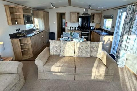 3 bedroom park home for sale, Hoburne Cotswold