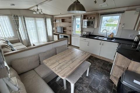 3 bedroom park home for sale, Hoburne Cotswold