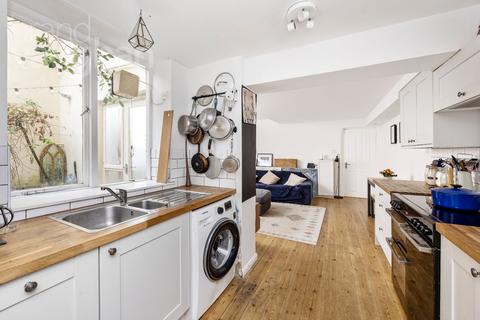 2 bedroom flat for sale, Brunswick Road, Hove, BN3