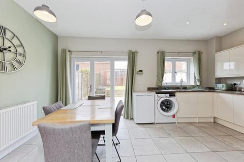 3 bedroom terraced house for sale, Kestrel Grove, Whitfield, Dover, Kent, CT16
