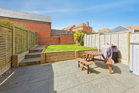 3 bedroom terraced house for sale, Kestrel Grove, Whitfield, Dover, Kent, CT16