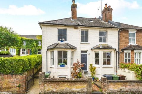 3 bedroom end of terrace house for sale, Addison Road, Surrey GU1