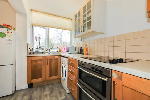 2 bedroom flat for sale, Newbridge Crescent, Wolverhampton