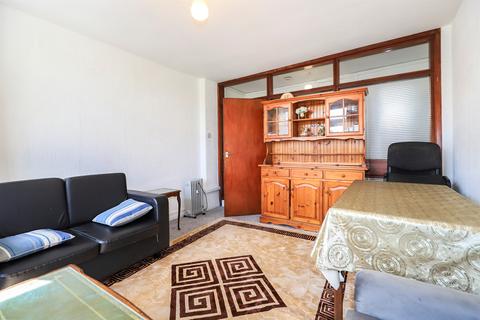 2 bedroom flat for sale, Newbridge Crescent, Wolverhampton