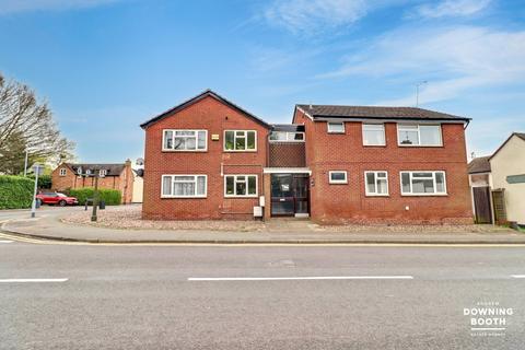 2 bedroom ground floor flat for sale, Beacon Street, Lichfield, WS13 7BG - No Upward Chain