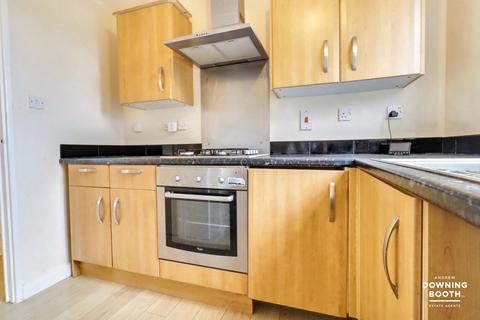 2 bedroom ground floor flat for sale, Beacon Street, Lichfield, WS13 7BG - No Upward Chain