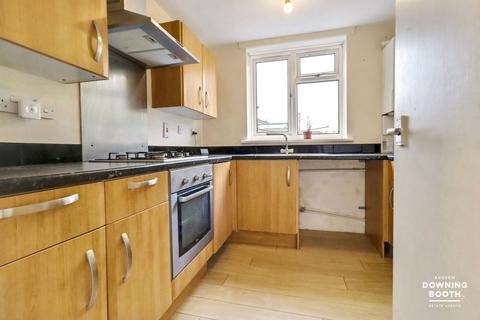 2 bedroom ground floor flat for sale, Beacon Street, Lichfield, WS13 7BG - No Upward Chain
