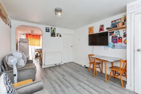 2 bedroom end of terrace house for sale, St. Pauls Close, Kent ME2
