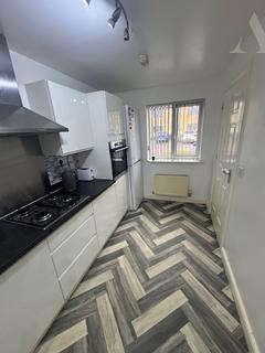 2 bedroom end of terrace house for sale, Fir Tree Farm Drive, Stechford, Birmingham, West Midlands