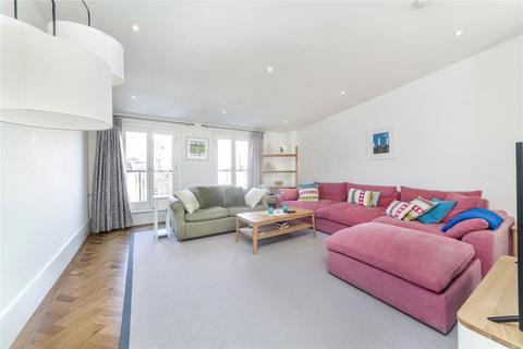 2 bedroom penthouse for sale, Short Gardens, London WC2H