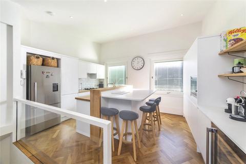 2 bedroom penthouse for sale, Short Gardens, London WC2H