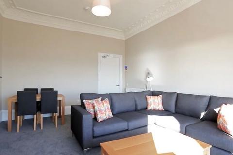 3 bedroom flat to rent, Blackness Road, Dundee, DD2