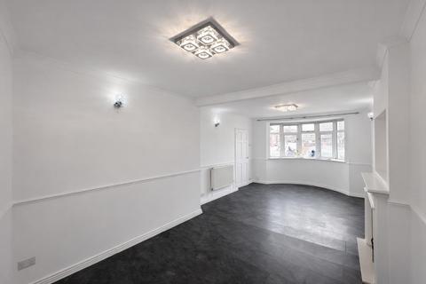 4 bedroom semi-detached house to rent, Southville Road, Feltham TW14