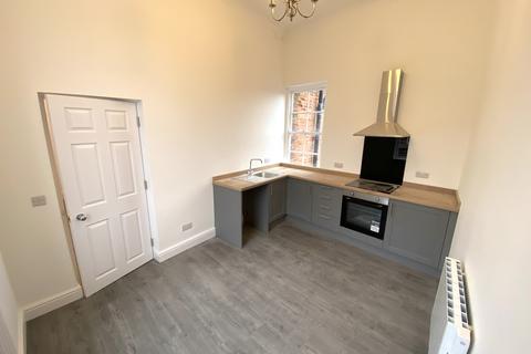 2 bedroom flat to rent, Queens Head Chambers, Newark, NG24
