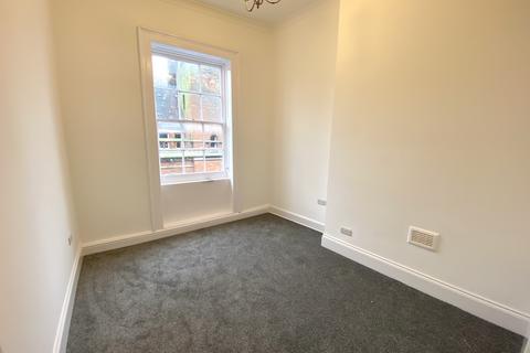 2 bedroom flat to rent, Queens Head Chambers, Newark, NG24