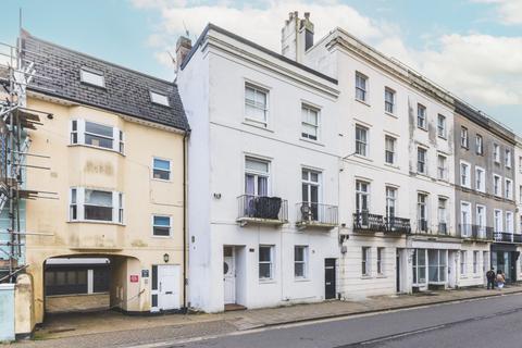 Apartment - Brighton, East Sussex BN2