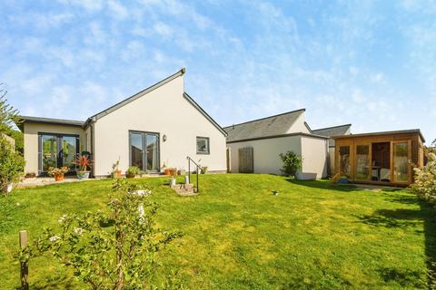 3 bedroom detached bungalow for sale, Russet Gardens, Kingsbridge