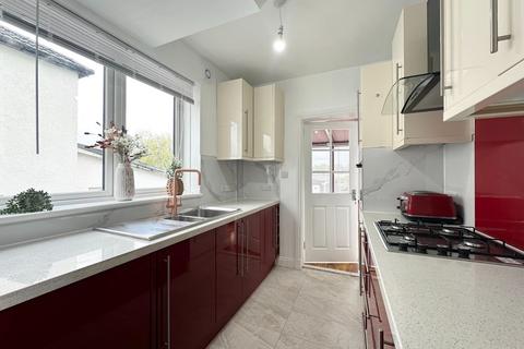 undefined, Rockmount Ave, Thornliebank, Glasgow, G46